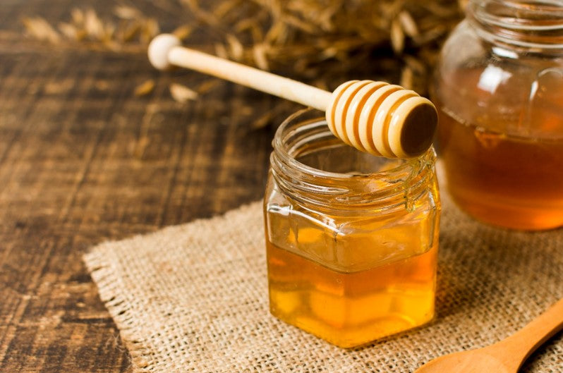 Tissue healing and regenerating abilities of raw honey