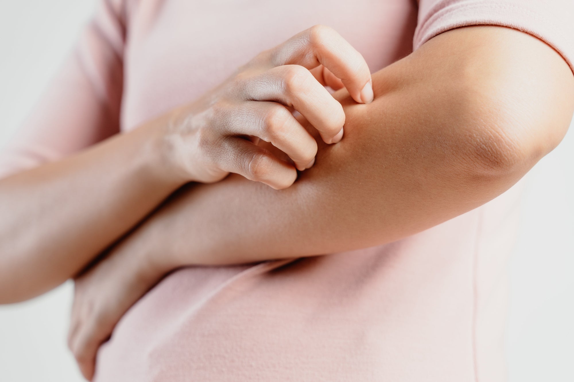 Goodbye Dry, Itchy Skin — Hello Smooth, Supple Radiance!